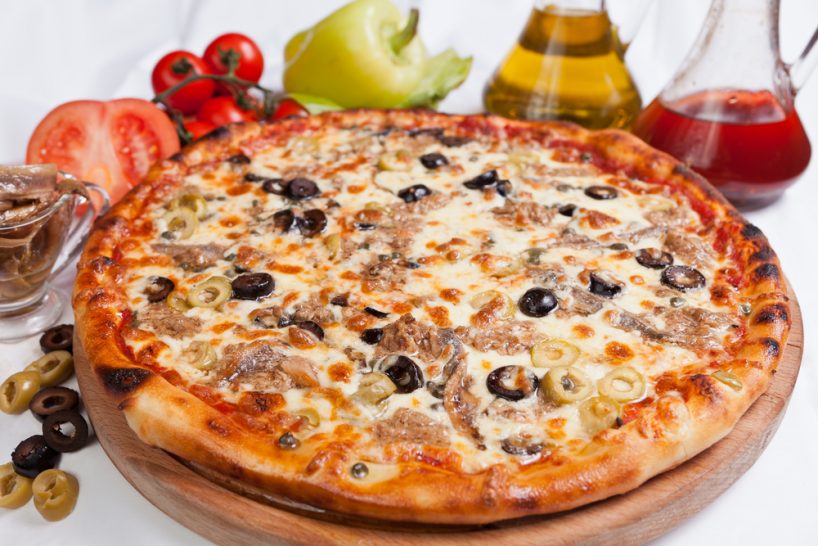 Receta De Pizza De Anchoas La Pizza Puttanesca Unareceta