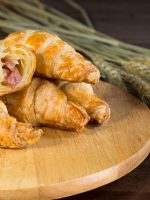 Receta de croissant de jamón y queso