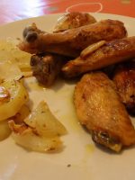 Receta de pollo al ajillo con patatas a lo pobre