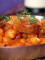 Receta de potaje de garbanzos con chorizo