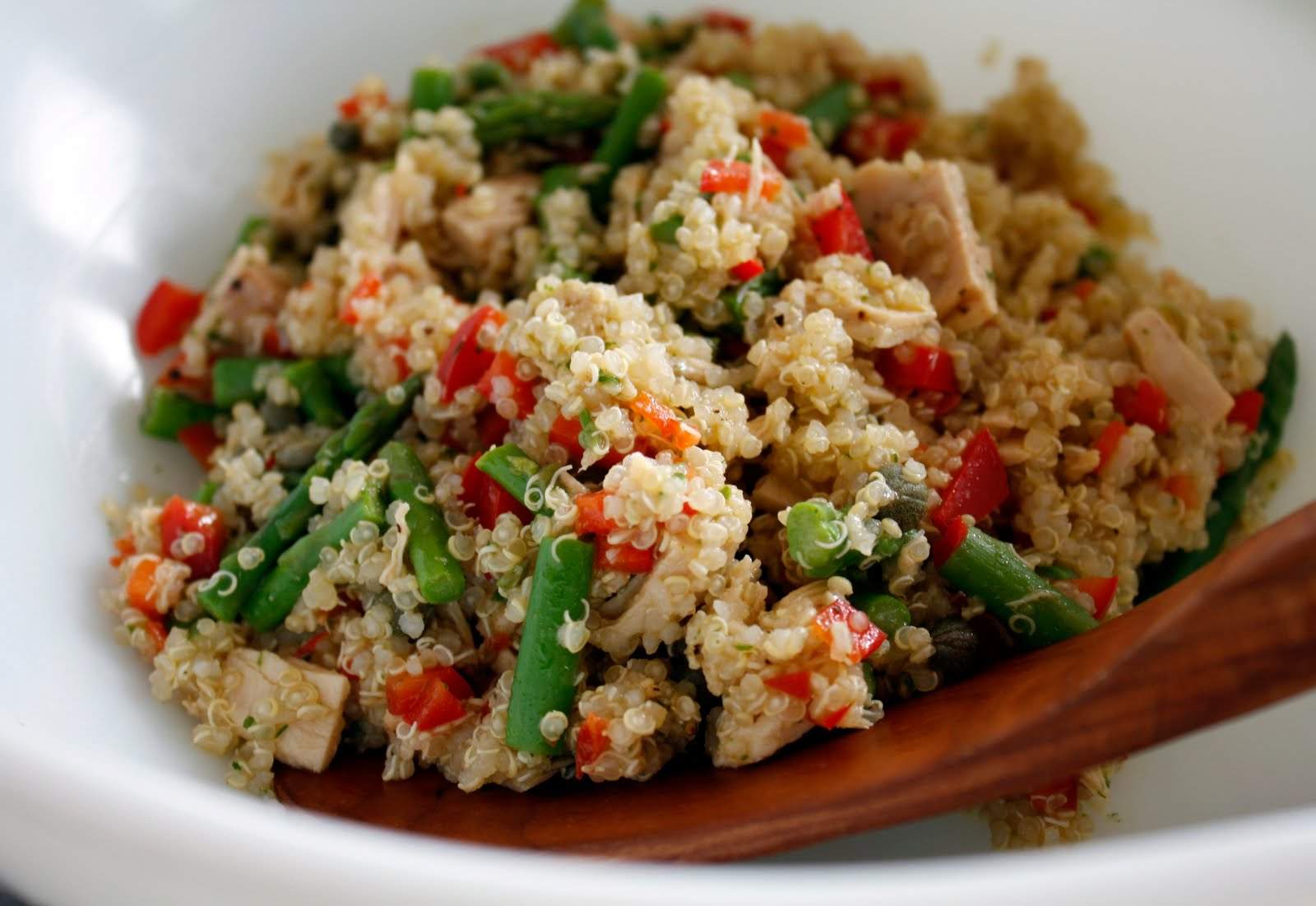 Receta de quinoa con atún - Unareceta.com