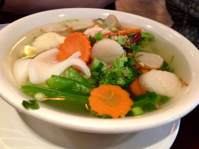Receta de sopa de pescado con verduras