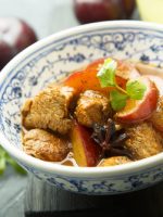 Receta de pollo guisado con manzana