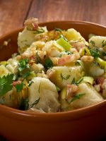 Receta de ensalada de patata con bacalao