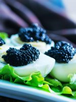 Receta de huevos de codorniz rellenos con caviar