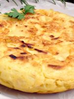 Receta de tortilla de alcachofas y patatas